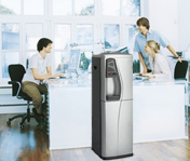 在办公室或家中的优质无水水冷却器。